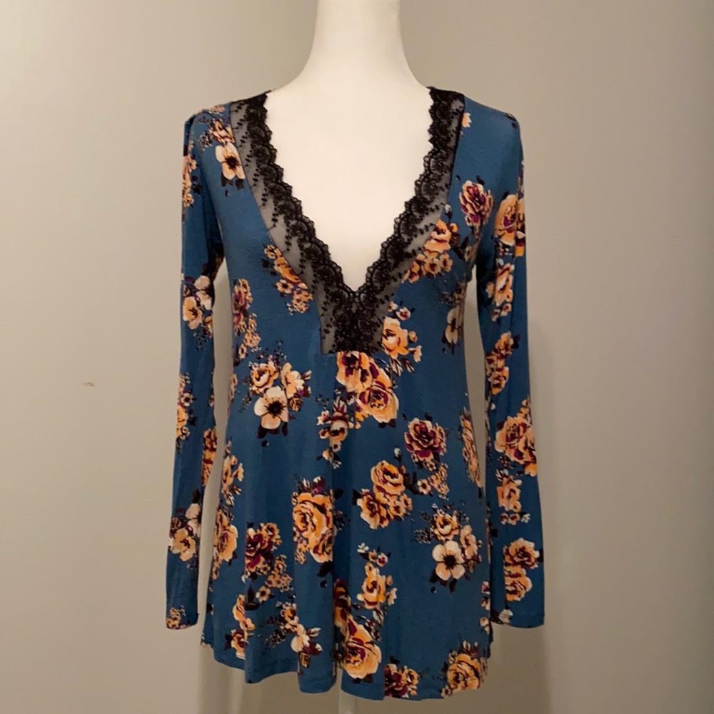 Flowery top